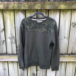 Camo crewneck